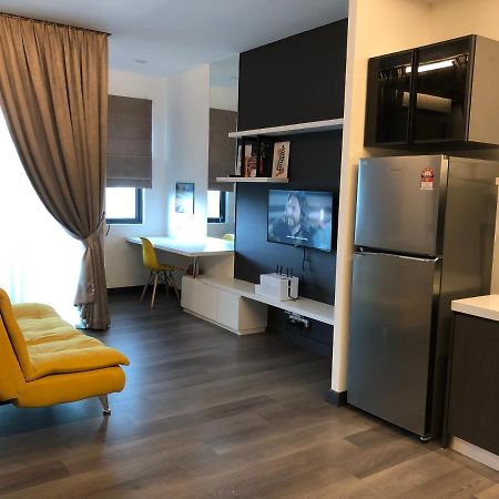 Mishal'S Homestay-Vista Bangi Studio Service Apartment Kajang Exterior foto